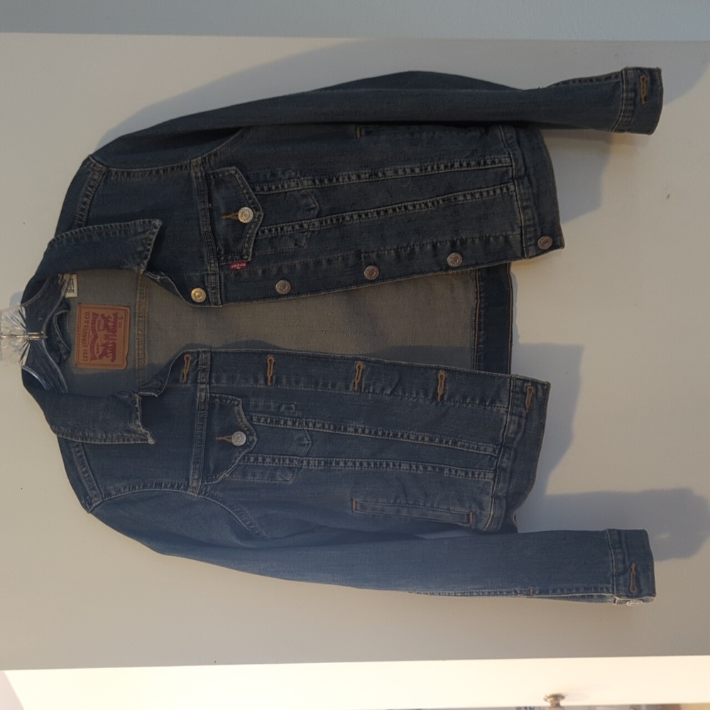 Excellent condition Levi's jean jacket